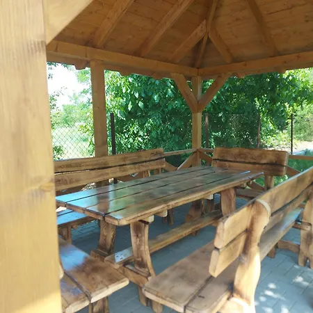 Szarcsa * Sarud