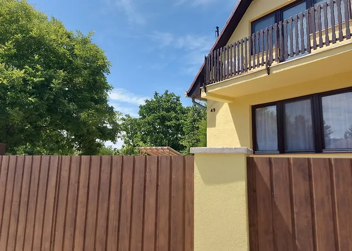 Holiday home Szarcsa *