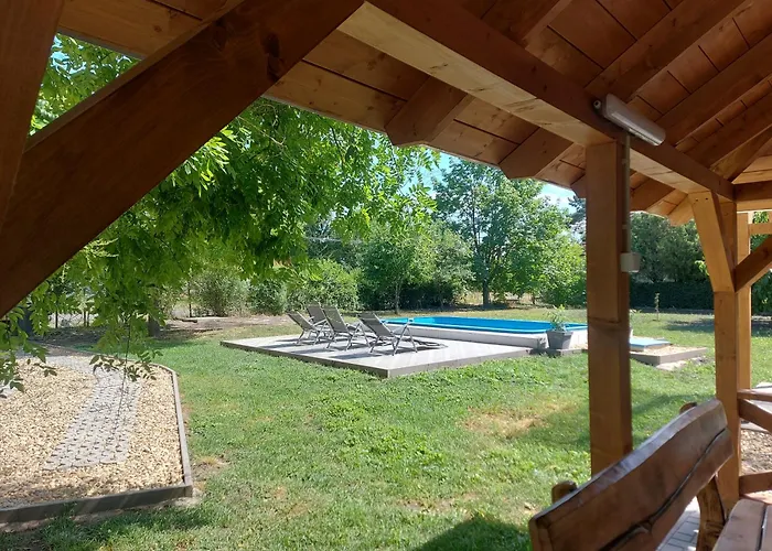 Holiday home Szarcsa *